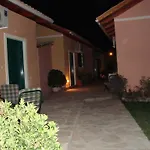 Kemp Village Episkopos